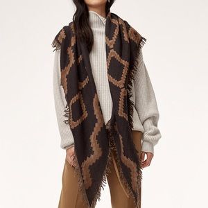 Aritzia Diamond Mosaic Triangl scarf